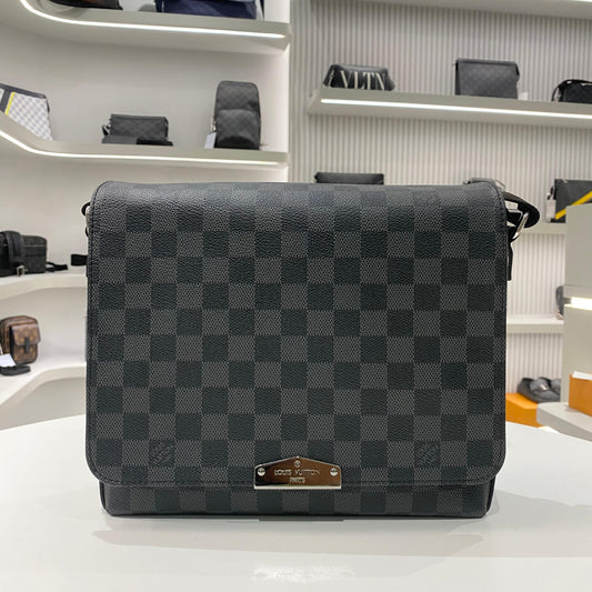 DISTRICT DAMIER PM MESSENGER