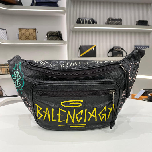 GRAFFITI LEATHER BUMBAG