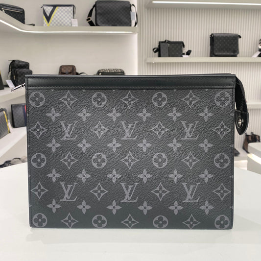 MONOGRAM POCHETTE VOYAGE BLACK