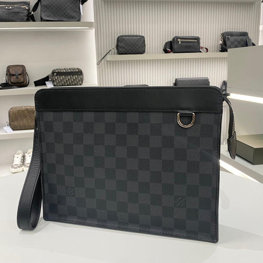 STANDING DAMIER POCHETTE BLACK